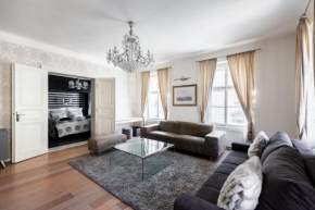 Comfortable Downtown Apartment Prague